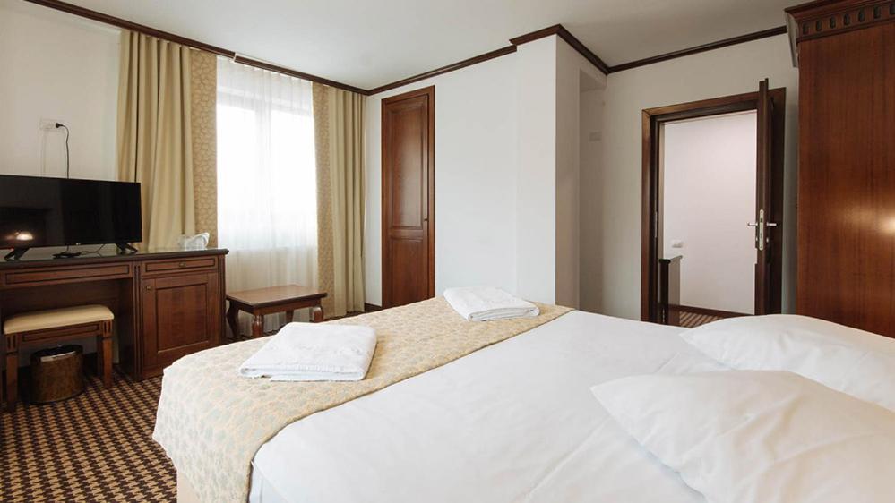 Hotel Alpin Rarau 큼홀룸그몰도베네스크 외부 사진