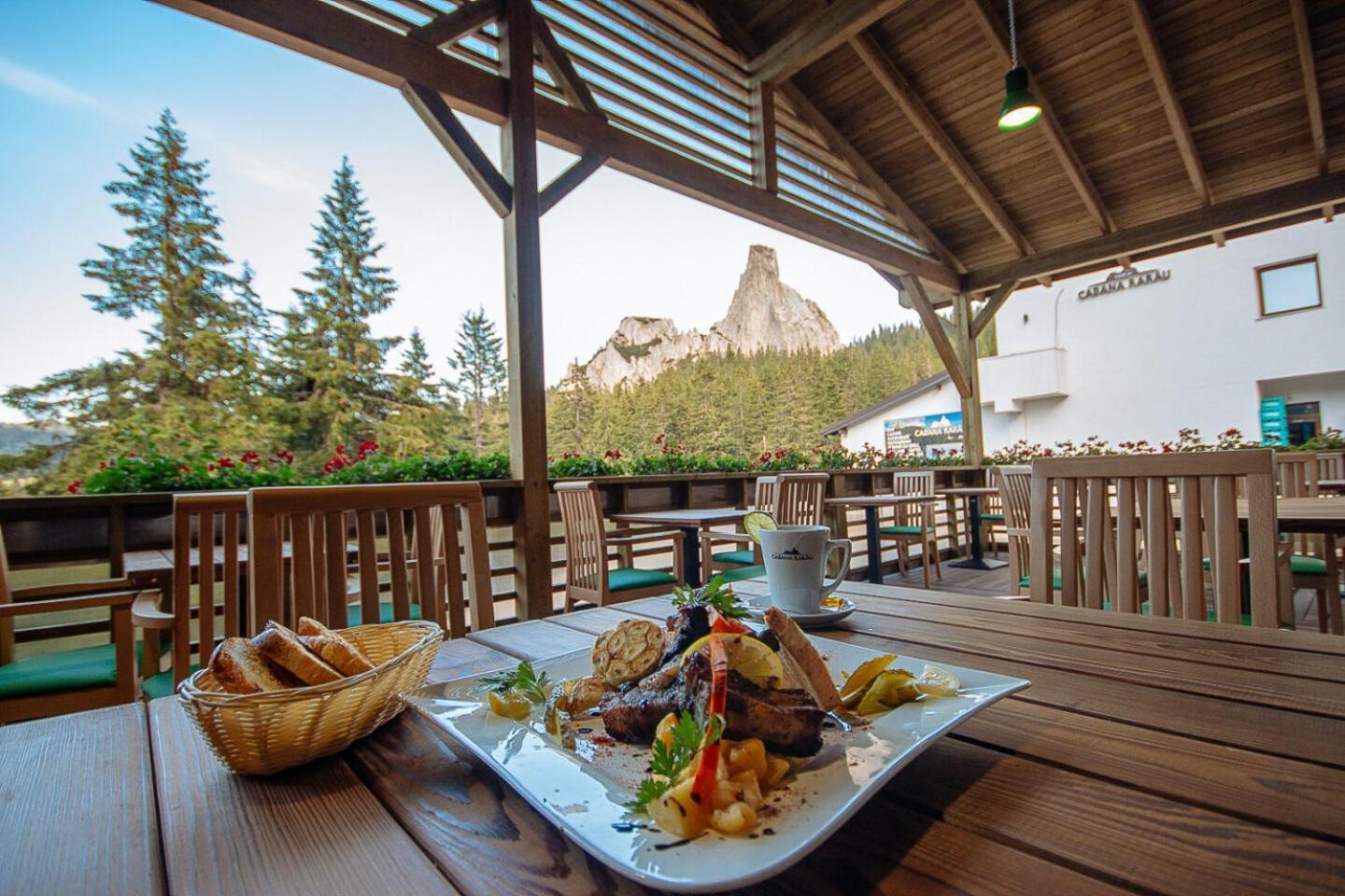 Hotel Alpin Rarau 큼홀룸그몰도베네스크 외부 사진